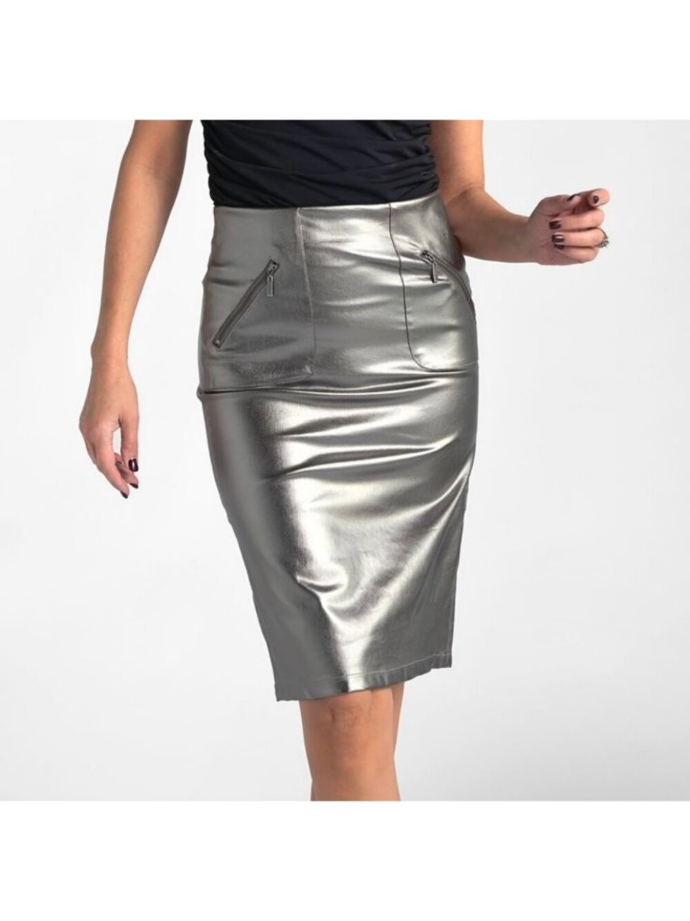 Kate and Mallory Women’s Metallic Coated Front Pocket Skirt size 18W NWOT